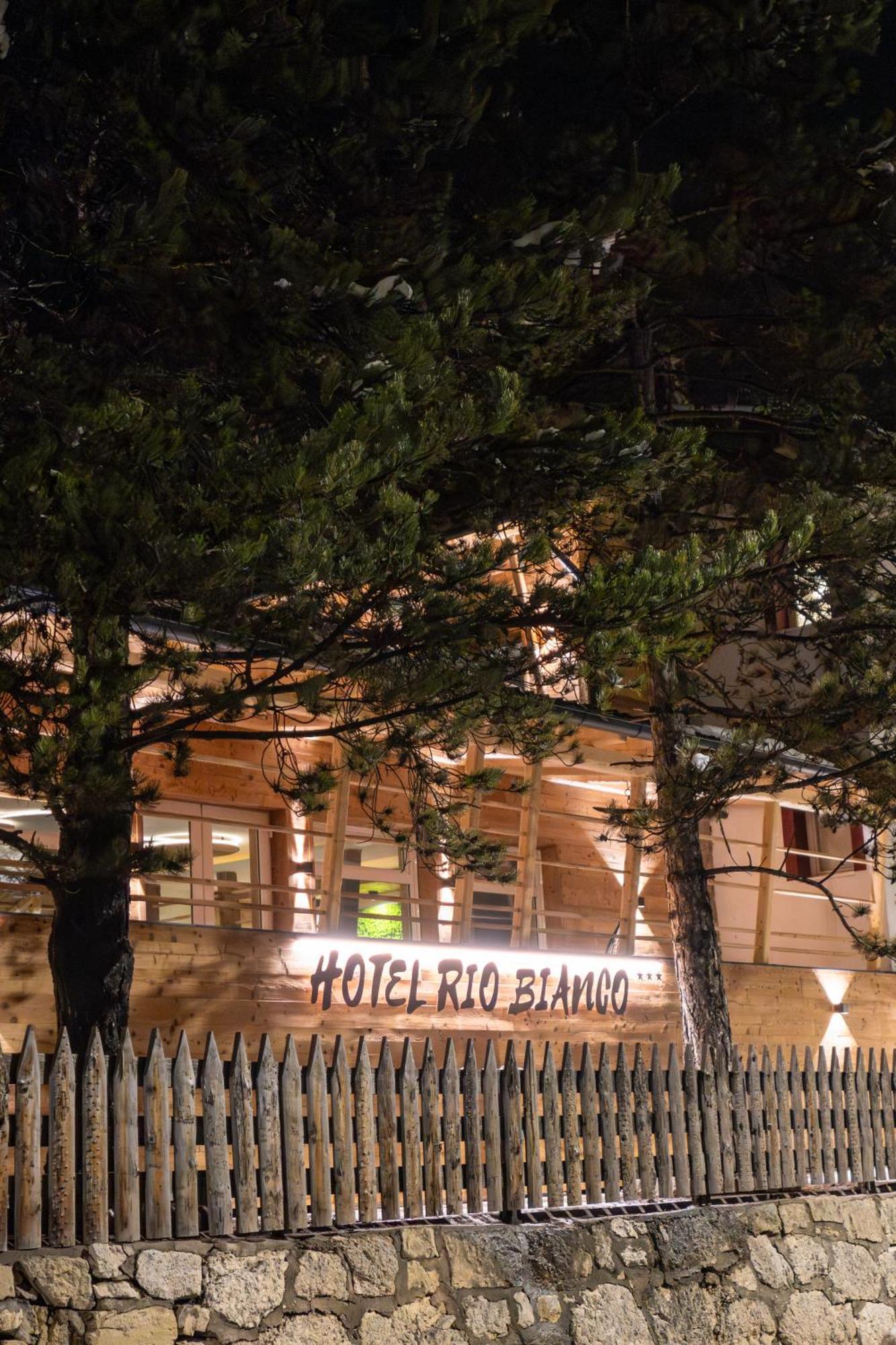 Hotel Rio Bianco Panchia Exterior foto